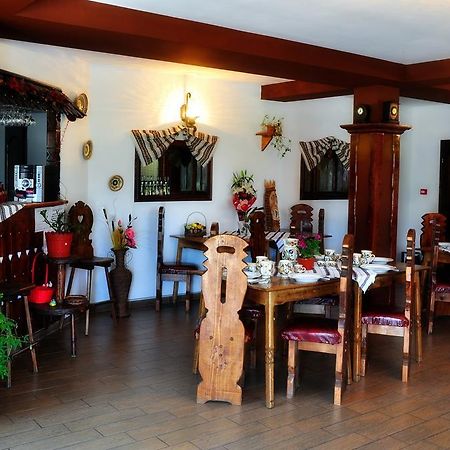 Conacul Domnitei Hotel Voronet Esterno foto